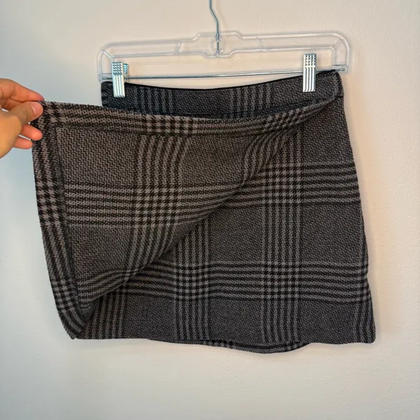Abercrombie & Fitch Skirt - Image 3