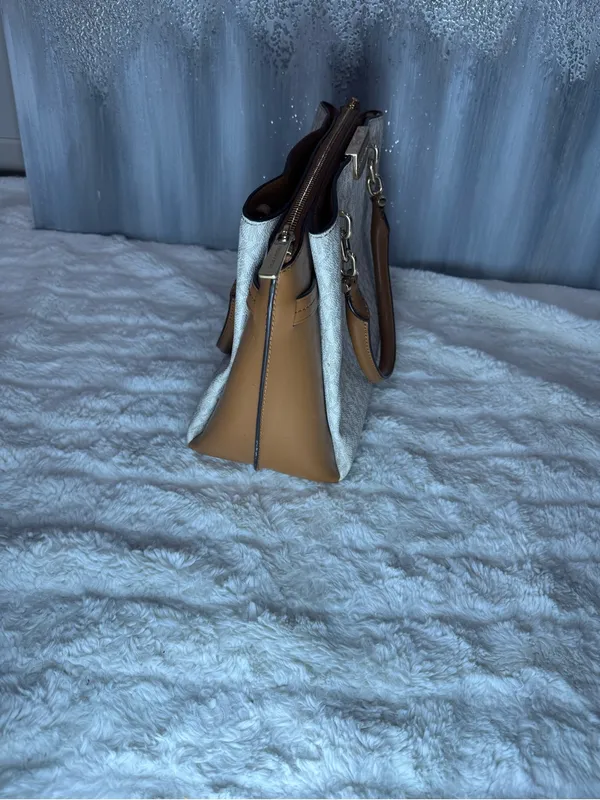 Michael Kors Rochelle Satchell - Image 4
