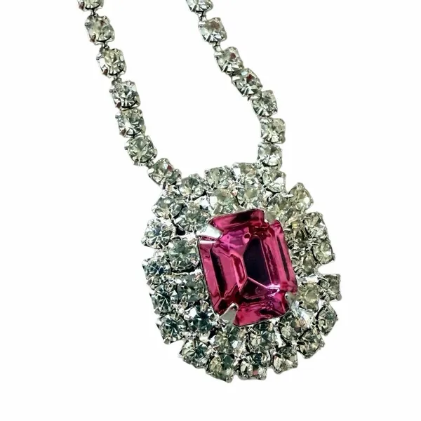 Vintage Fuchsia Pink Clear Rhinestone Halo Pendant Necklace - Image 4