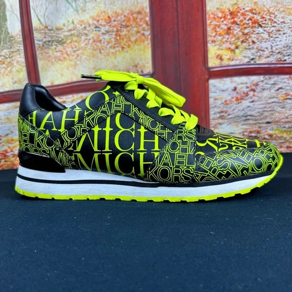 Michael Kors Neon Yellow and Black Trainers - size 9M - Image 8