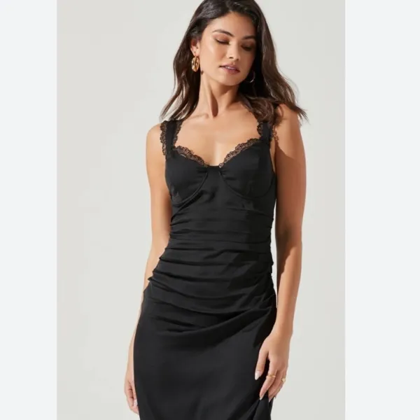 ASTR the Label Alva lace trim corset style black midi dress. Size XS. - Image 2