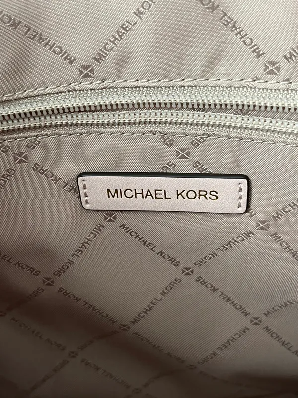 Michael Kors Purse - Image 11