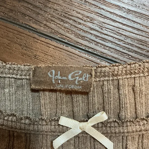 John Galt Brandy Melville Ribbed Cami Tan Brown Bow Cropped Tank Top OS Basic - Image 2