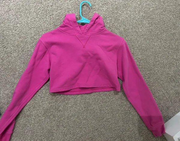 Lululemon Cropped Pink Hoodie - Image 4