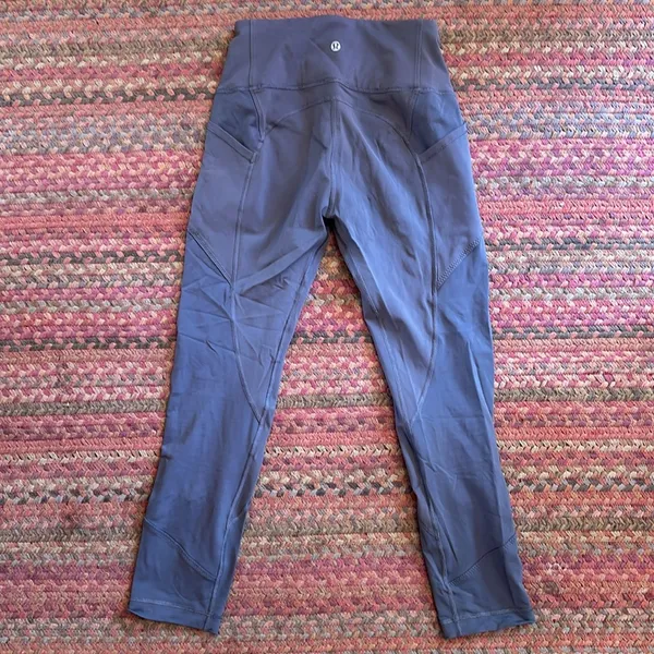 LULULEMON GREY CROP RUN ATHLETIC LEGGINGS - Image 5