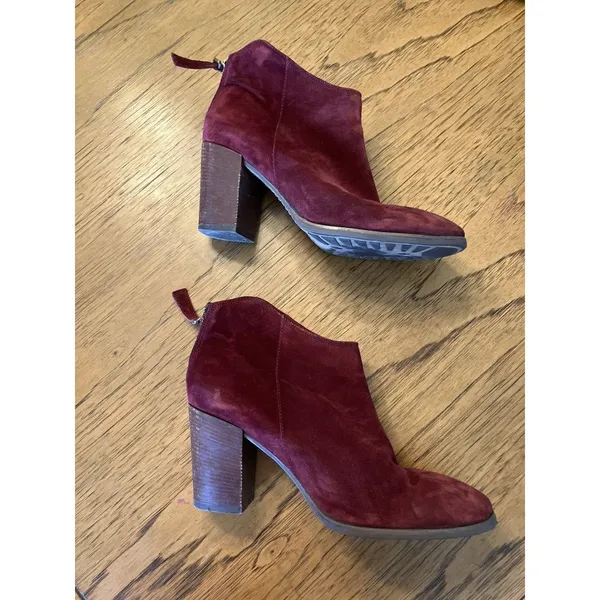 Clarks Women’s Burgundy Suede Ankle Boots Zip Block Heel Round Toe US 10 M - Image 3