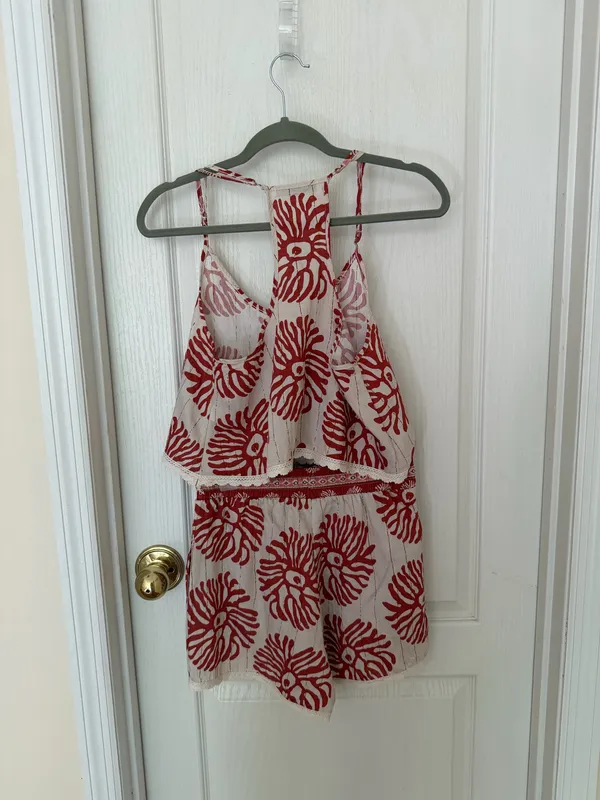 New Paradise Woman’s Set Top & Shorts Coral with Cotton Embroidery, Sz S - Image 5