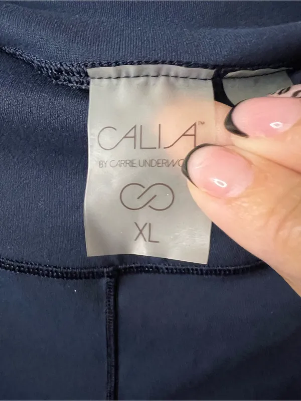Calia Carrie Underwood Navy Blue Crop Capri Athletic Surplice Back Hem Leggings - Image 6