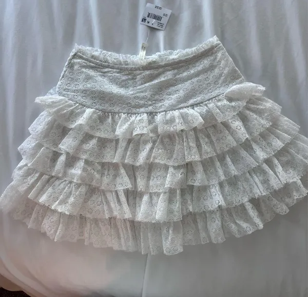 American Eagle White Ruffle Skirt - Image 3