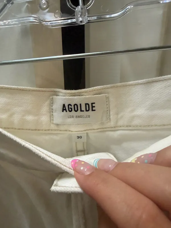AGOLDE White Denim Shorts - Image 2