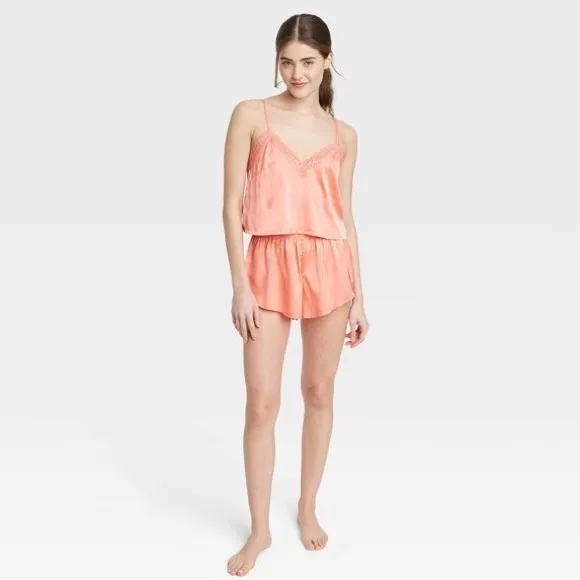 Colsie Women's Satin Lace Trim Tank and Shorts Pajama Set Size XS - Image 2
