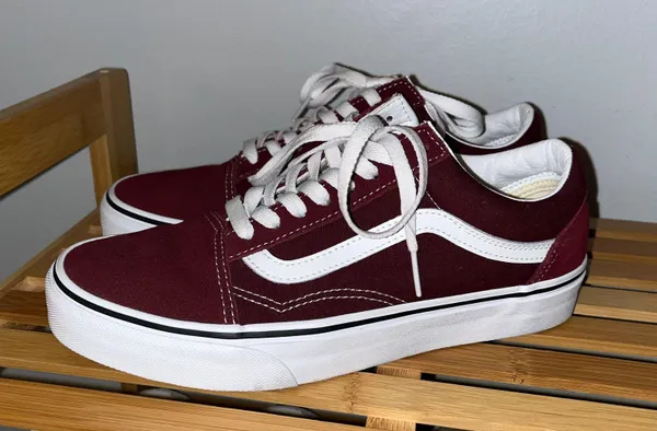 Vans Old Skool Shoes - Maroon - Image 2