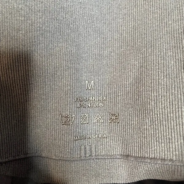 NVGTN Grey Seamless High Waisted Contour‎ Leggings Medium - Image 2