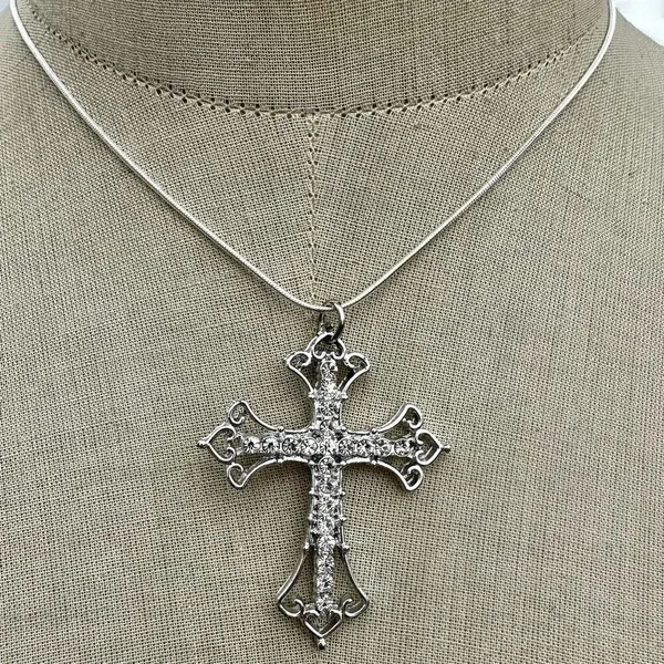 Silver tone rhinestone cross necklace - Image 2