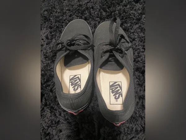 Black Vans Shoes - Image 5