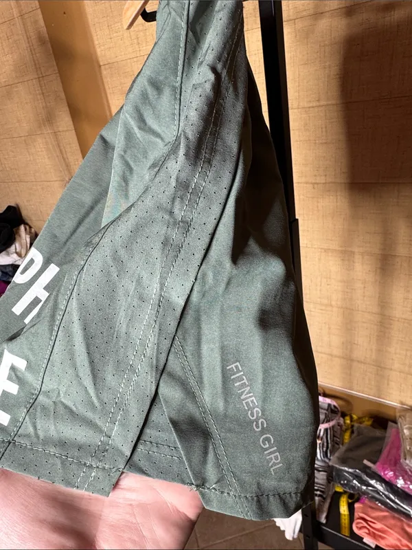Traneing Alpha Female 2-in-1 Athletic Running Shorts Green Size Medium - Image 9