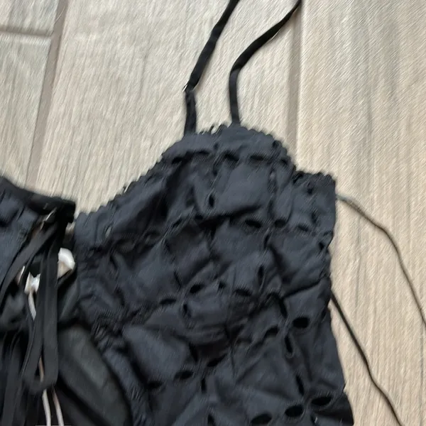 Nia Mia top in black - Image 3