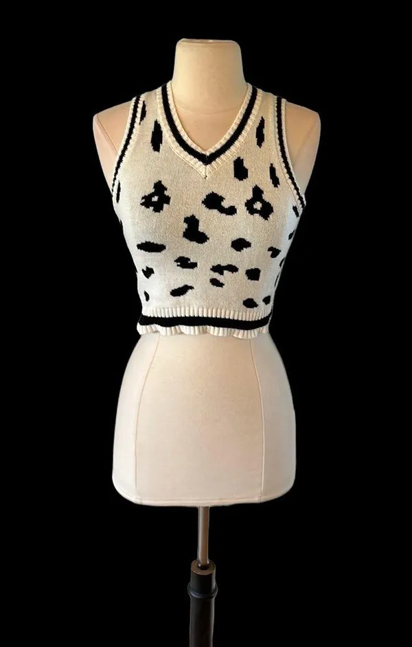Crop Sweater White Black V Neck Lightweight Womens Small - Image 2
