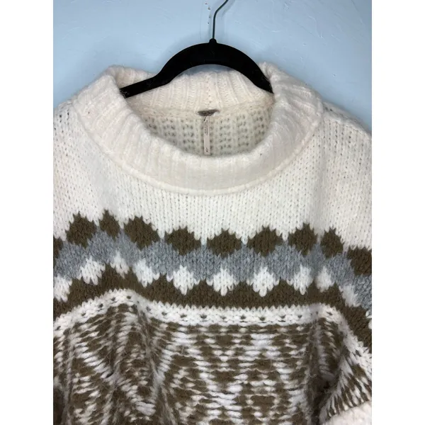 Free People Alpine Crop Mock Neck Wool Alpaca Blend Sweater Size Large Soft - Image 2