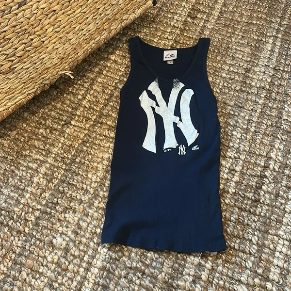 MLB Majestic Yankees Baby Navy Blue Ribbed Tank Size Medium - Image 2