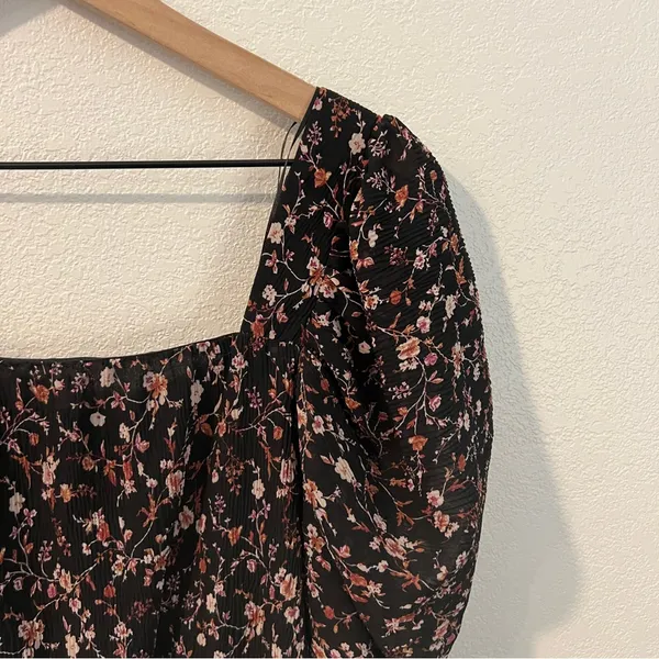 Sadie & Sage Textured Chiffon Floral Print Puff Sleeve Top Peasant Size‎ M - Image 6