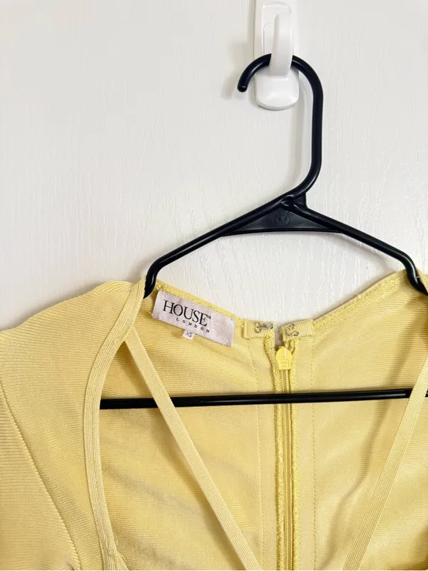 House of CB GIACOMINA Yellow Long Sleeve Bandage Dress With Hook & Eye Details - Image 3
