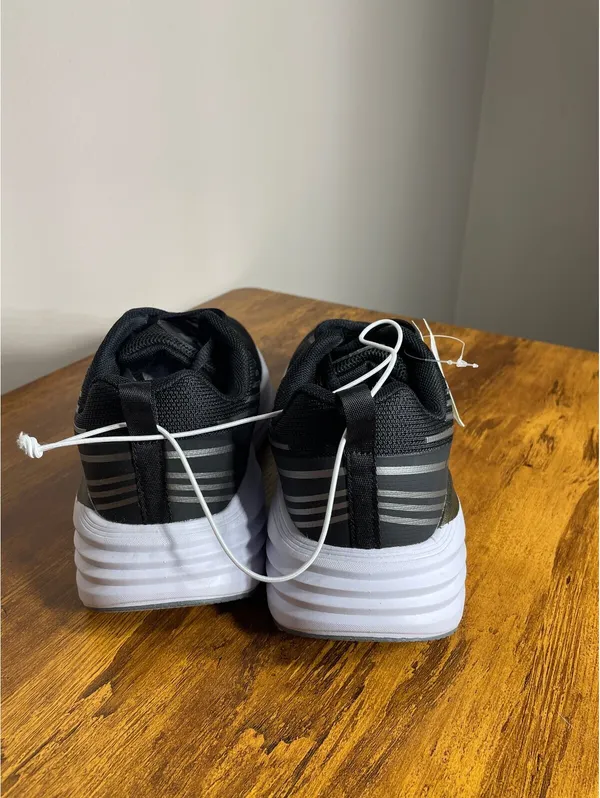 New Vively Phoenix Black Mesh Athletic Sneakers Women's Size 8.5 Gorpcore BTS - Image 5
