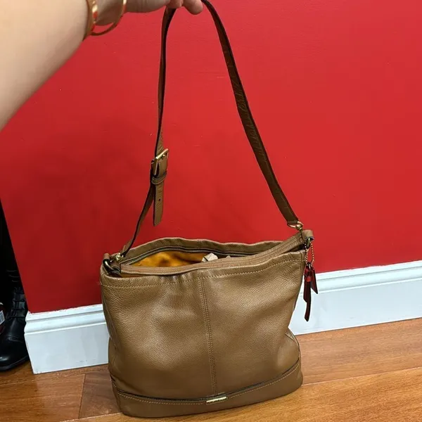 Coach British Tan Leather Hobo‎ Adj. Strap 2 Way Shoulder Zip Close - Image 6