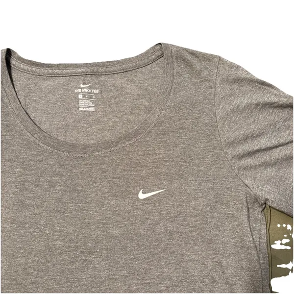 Nike The Nike Tee Gray Spoon Neck Athletic Cut T-Shirt Women's Size M - Image 2