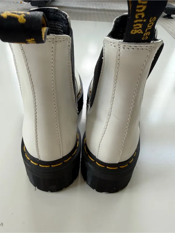 Dr. Martens 2976 QUAD Platform Chelsea Boots size 8 - Image 4