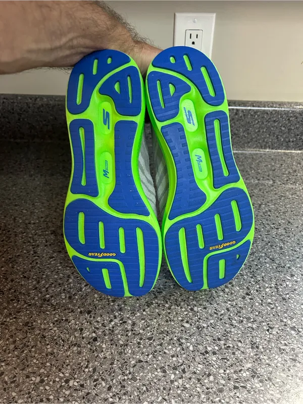 Skechers Light Gray Athletic Sneakers with Neon Green Soles - Image 4