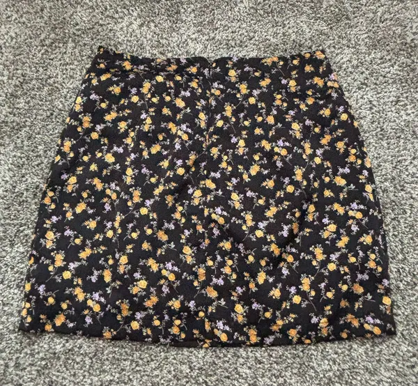 Forever 21 Skirt Floral - Image 4