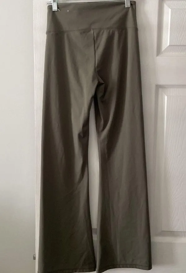 American Eagle Flare size M in excellent condition - Image 3