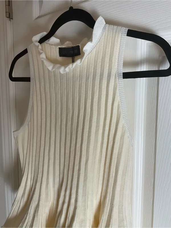 NWT Zara Cream / Butter Yellow Ribbed Knit Ruffle Trim Peplum Tank Top - Image 4