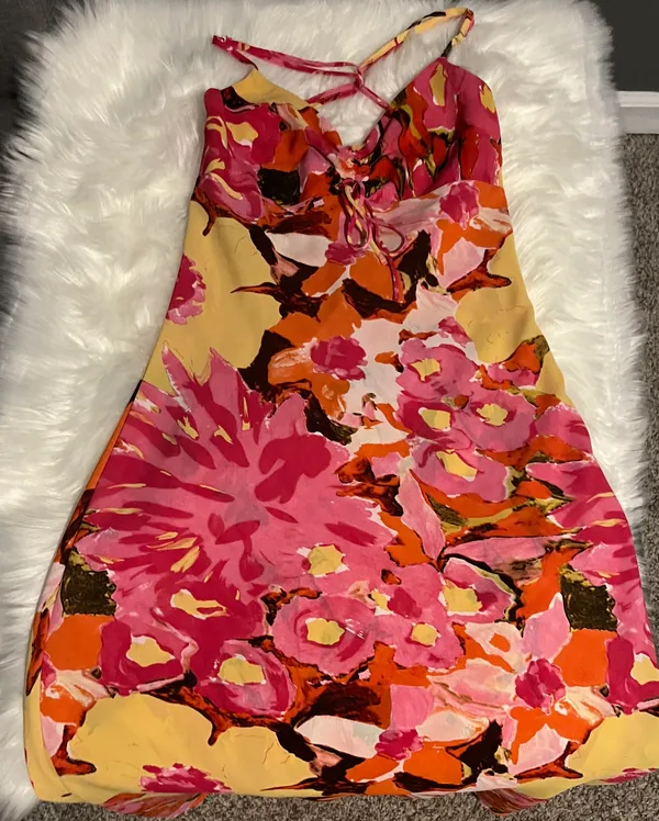Lush floral midi dress - Image 8