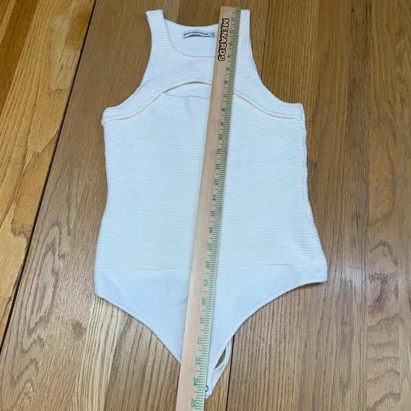 Abercrombie & Fitch Ivory White Ribbed Cutout Sleeveless‎ Bodysuit XS Womens - Image 3