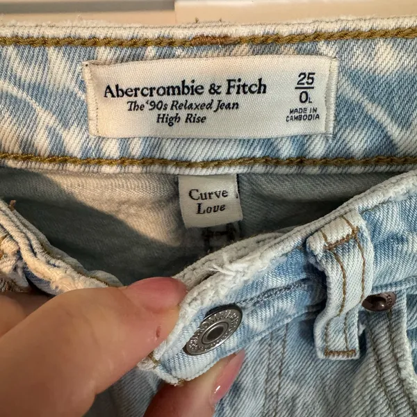 Abercrombie & Fitch Light Blue 90’s relaxed high rise Jeans curvy love 25L / 0 - Image 6