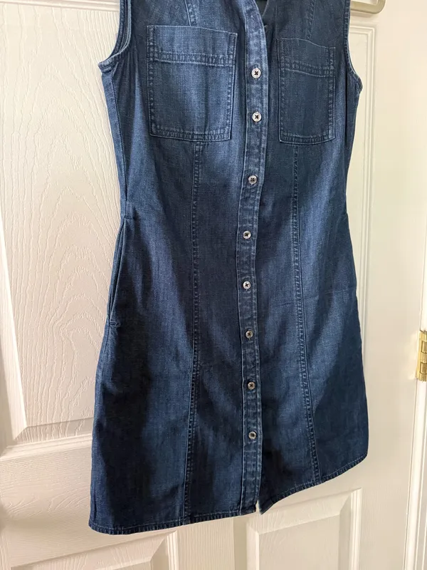 Banana Republic Mini Denim Dress - Image 8
