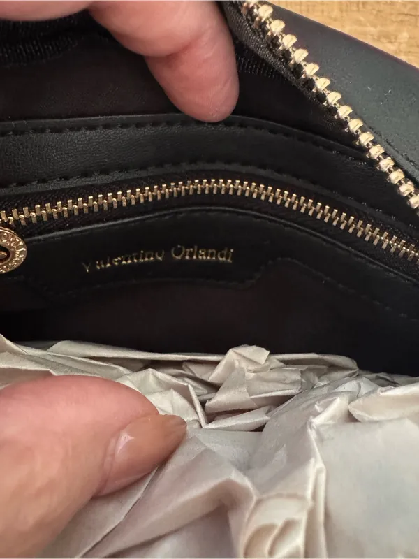 NWT Valentino Orlandi Black Vegan Leather Crossbody Bag with Change Purse $310 - Image 8