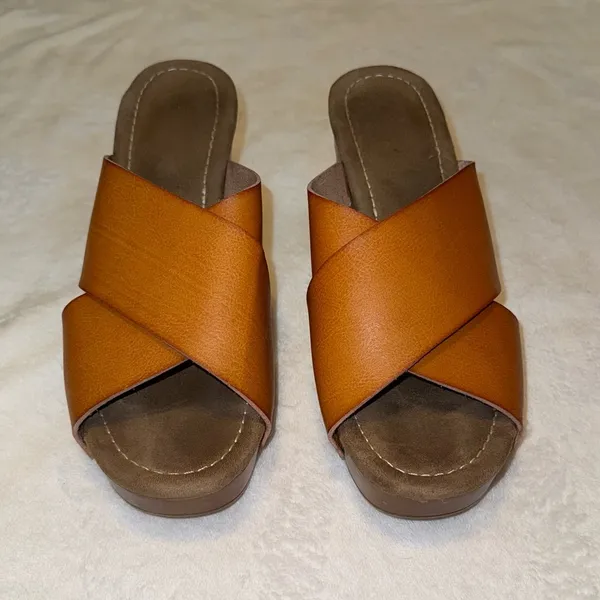 Cato size 11 mod style light brown chunky heels - Image 8