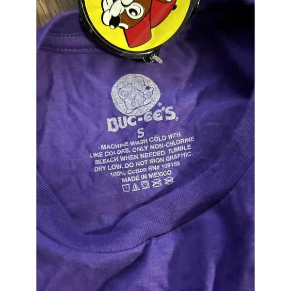 Bucees Shirt size small Purple Did Somebody Say Surf Sun Summer Graphic Tee - Image 6