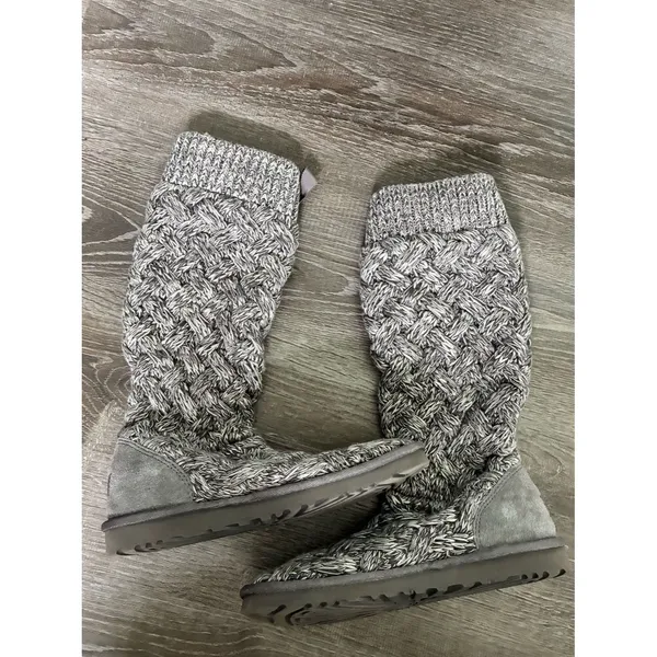 UGG Mahalya Boot Gray Knit Sweater Lace-Up Knee-High Boots Womens Sz 7 - Image 5