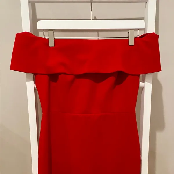 Calvin Klein Red Off-Shoulder Dress – Size 6P - Image 5