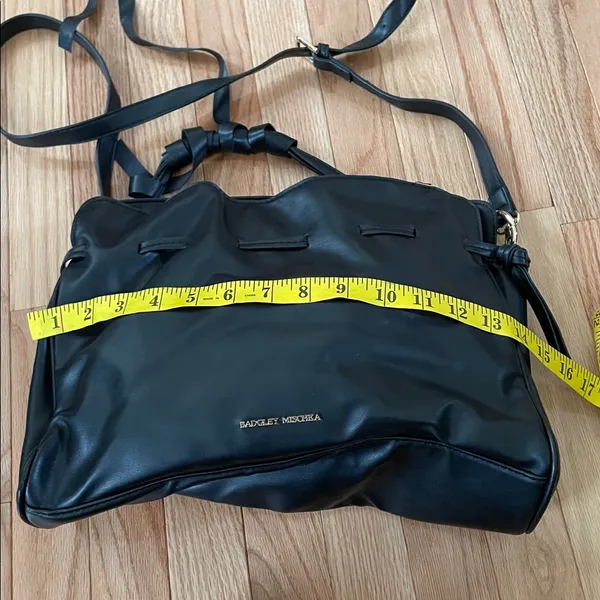 Badgley Mischka Black Faux Leather Shoulder Bag Minimalist Classic Everyday - Image 5