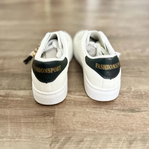 White & Black Women’s Casual Sneakers with Tassel Embellishment Size 7 US - Image 4