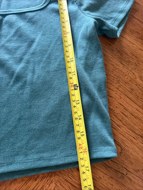 Hollister Baby Tee - Image 2