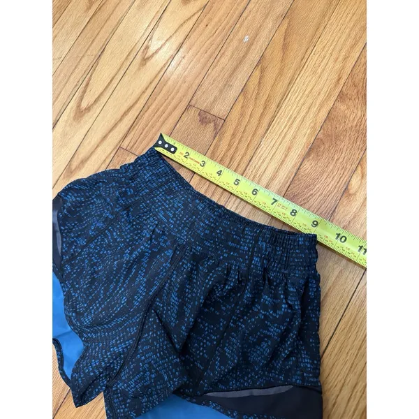 Lululemon Hotty Hot Short‎ II (2.5") Pulse Capri Black Size 4 - Image 8