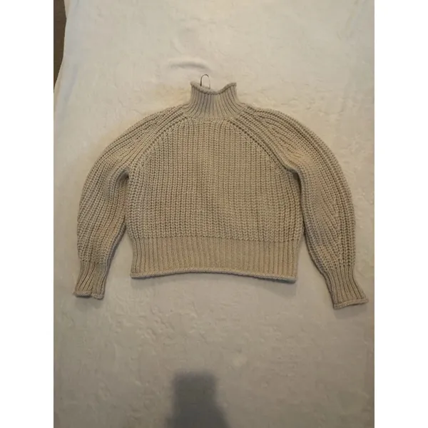 No Boundaries H&M Turtleneck Sweater Size M - Image 5