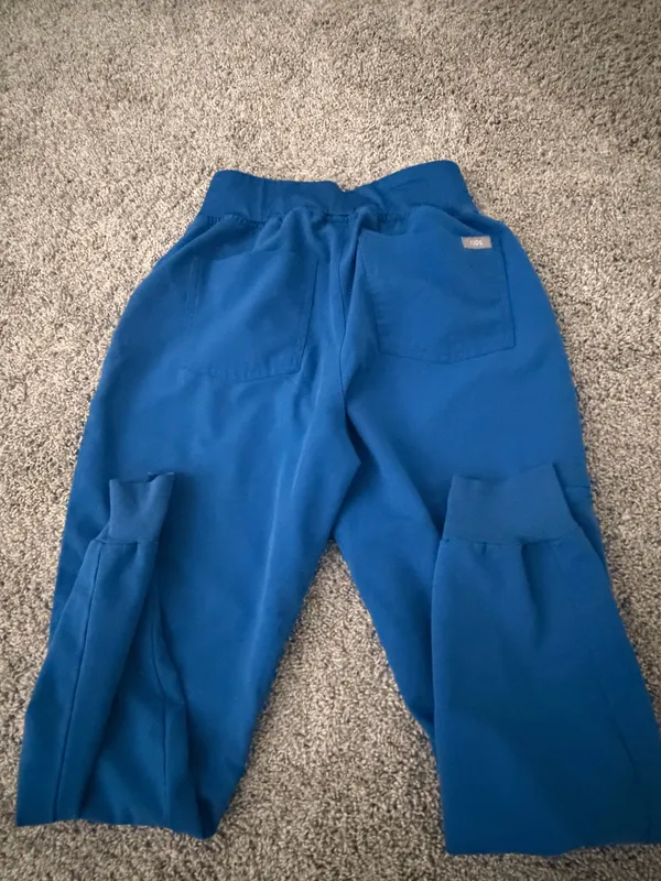 FIGS Scrub Pants Jogger - Image 2