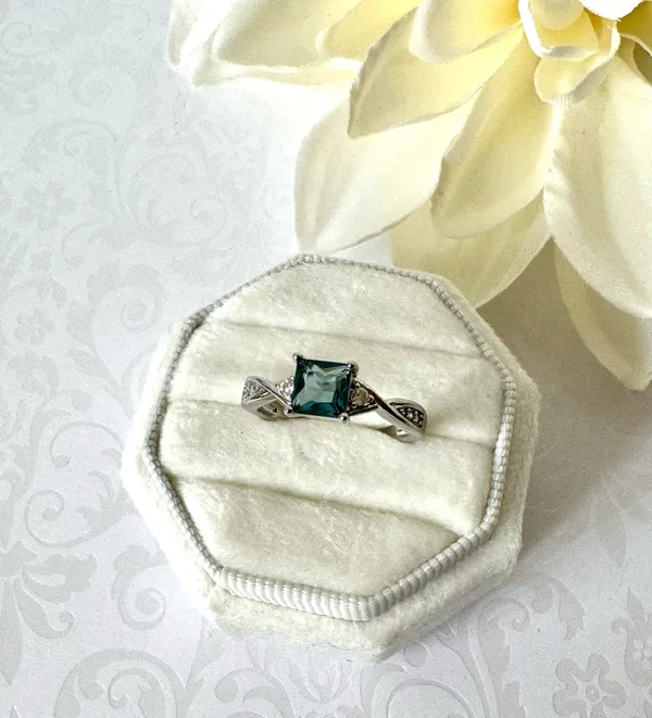 AQUA Aquamarine Ring, Size 8 - Image 3